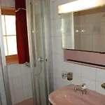 Apartman & Taxi Tirana *