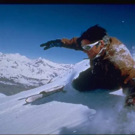 & Taxi Tirana Samnaun