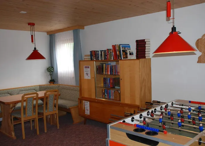 & Taxi Tirana Samnaun