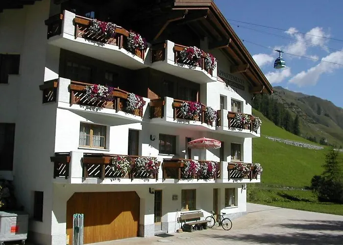 & Taxi Tirana Lejlighed *