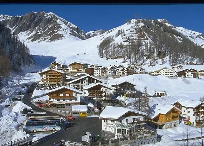 & Taxi Tirana Apartment *