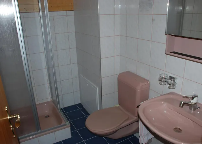 & Taxi Tirana * Samnaun