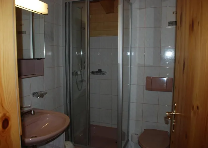 Apartment & Taxi Tirana *