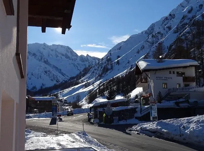 & Taxi Tirana Samnaun