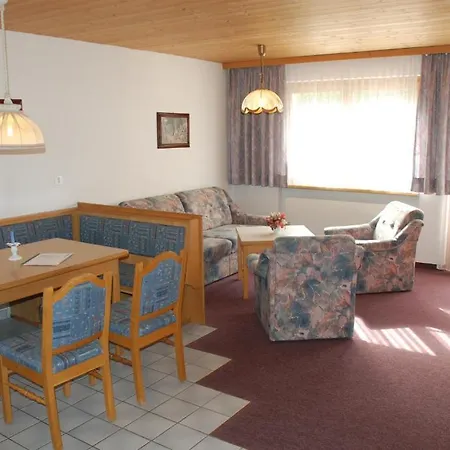 & Taxi Tirana Apartman