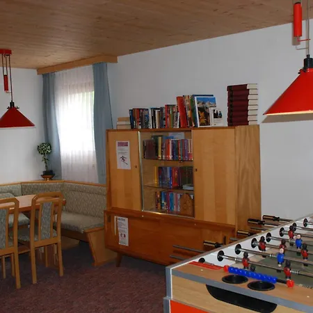 & Taxi Tirana Samnaun