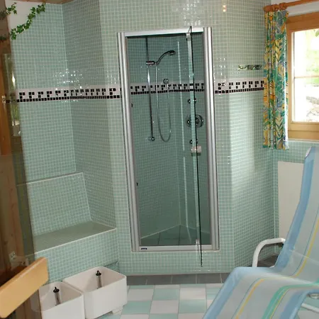 & Taxi Tirana Samnaun